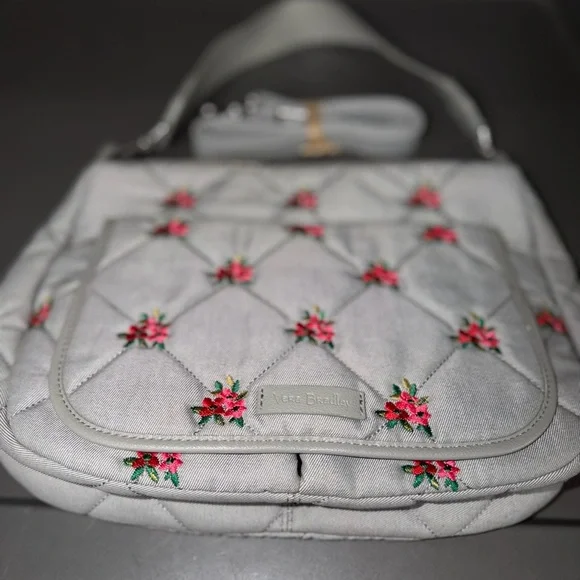 vera Bradley Gray Quilted Floral Women's Bag - Picture 4 of 14